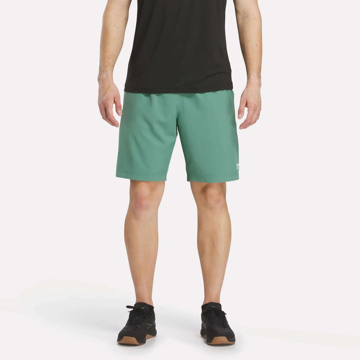Men's Range Woven Shorts 9"