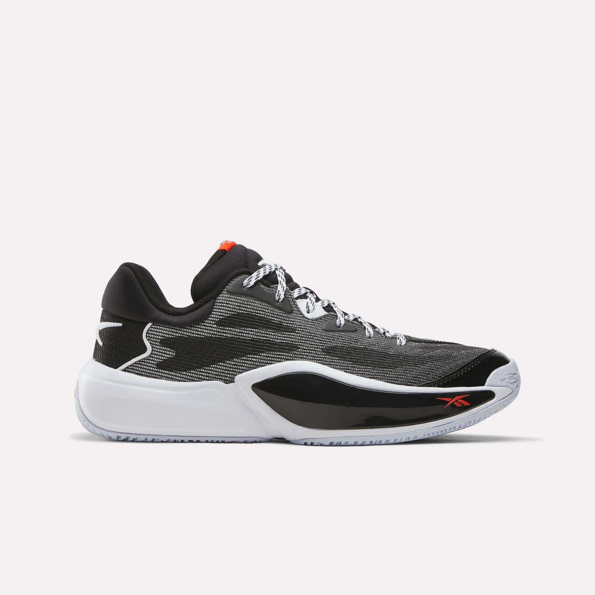 Engine A 26 Basketball Shoes