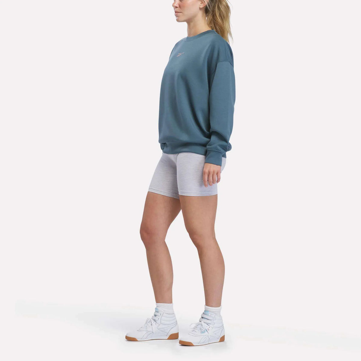 Women's Relaxed Crewneck Sweatshirt