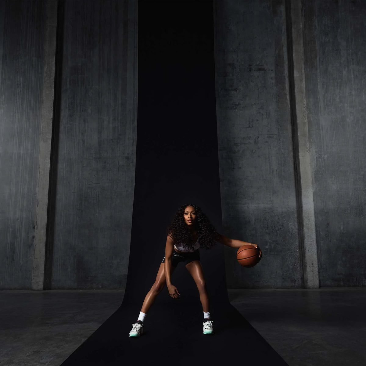 Engine A 26 Basketball Shoes